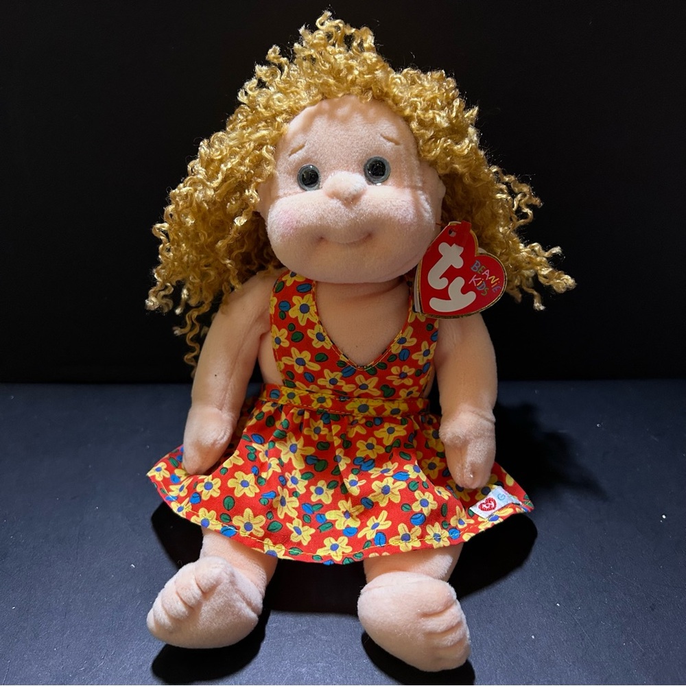 Vintage Ty beanie kid curly hair PRINCESS 10” date of birth: March 23, 1996